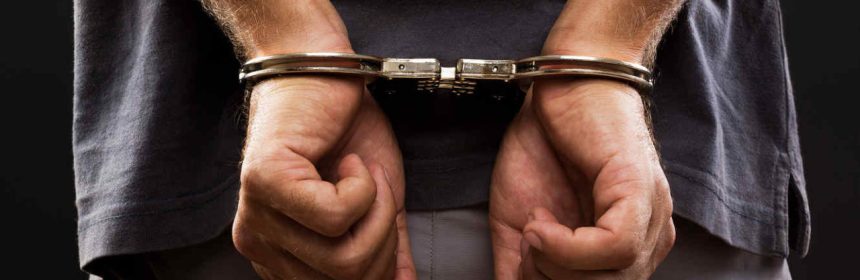 DETUVIERON A UN INSPECTOR JEFE DEL SEBIN CON 22 CAJAS DE BALAS #sucesos